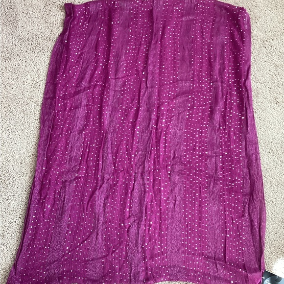 NWT Cejon Magenta silver thread & sequins womens infinity scarf | lightweight - Picture 2 of 10
